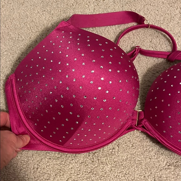 Victoria's Secret Fuchsia Bikini Top and Bottom - Picture 5 of 6